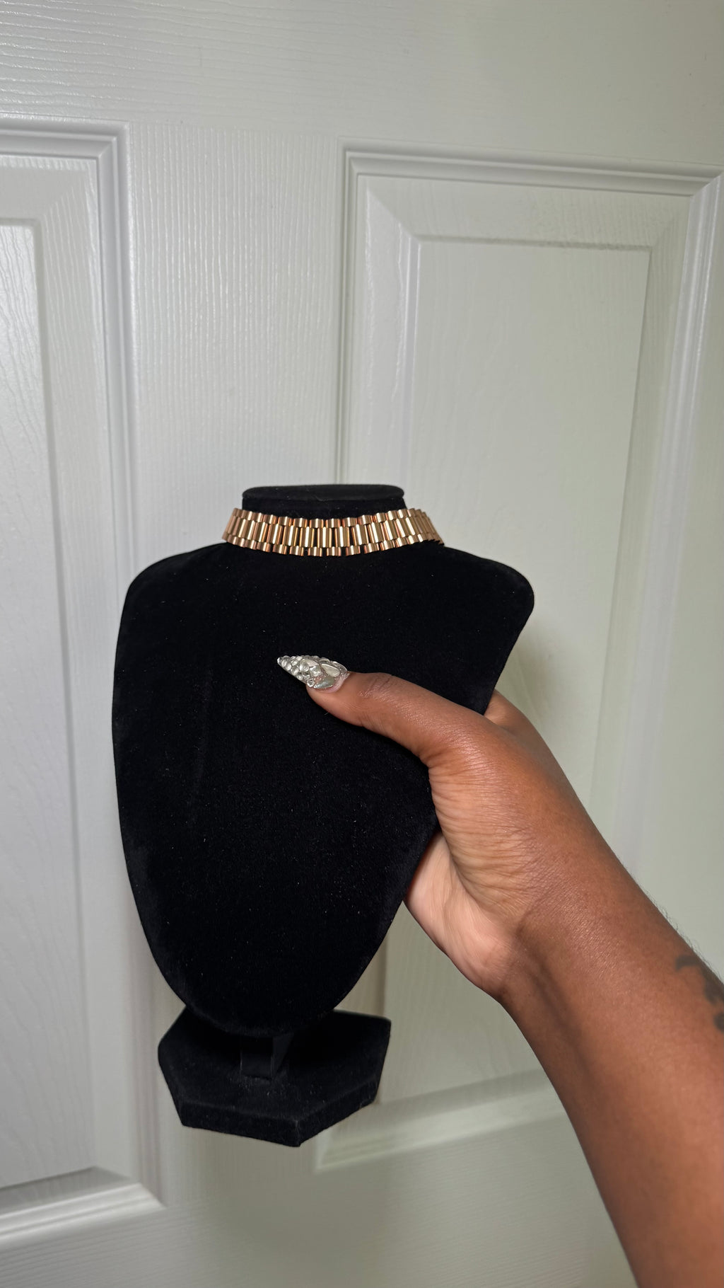 Watch N’ Learn Choker
